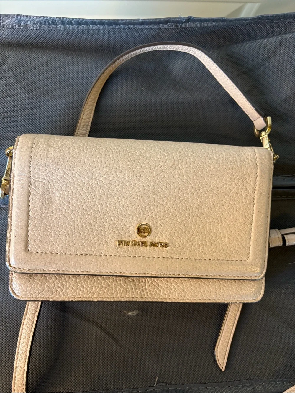 Michael Kors Blush Beige Pebbled Leather Crossbody wallet